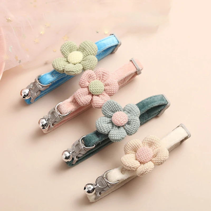 Cute Flower Pet Collar with Bell