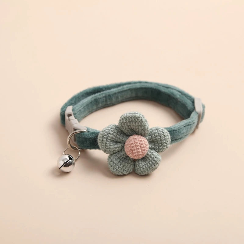 Cute Flower Pet Collar with Bell