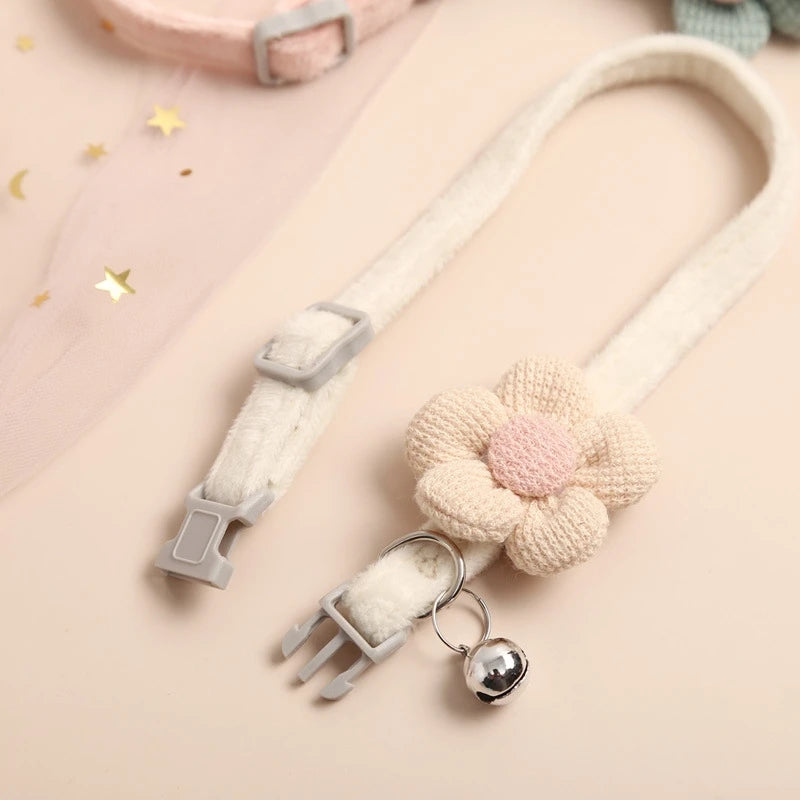 Cute Flower Pet Collar with Bell